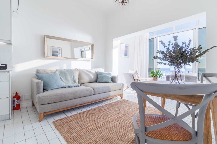 To Let 1 Bedroom Property for Rent in Clifton Western Cape